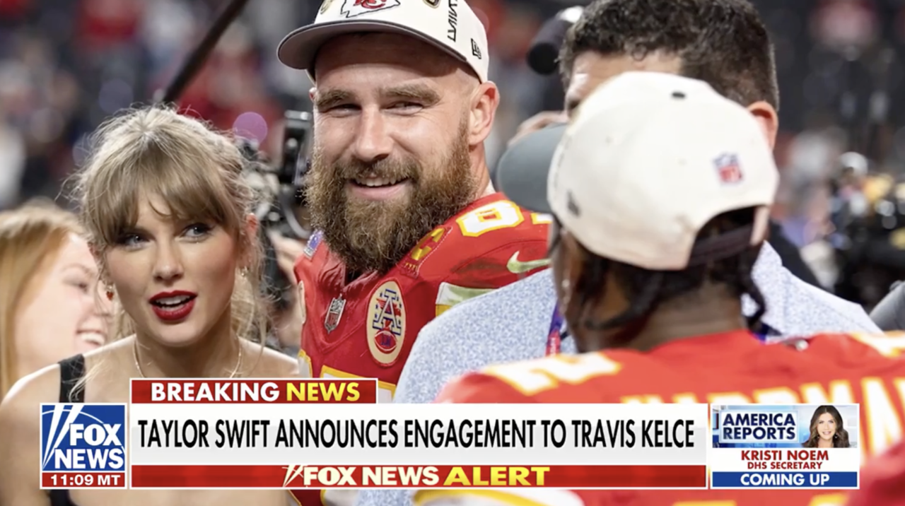 팝스타 테일러 스위프트, NFL 스타와 약혼...트럼프 